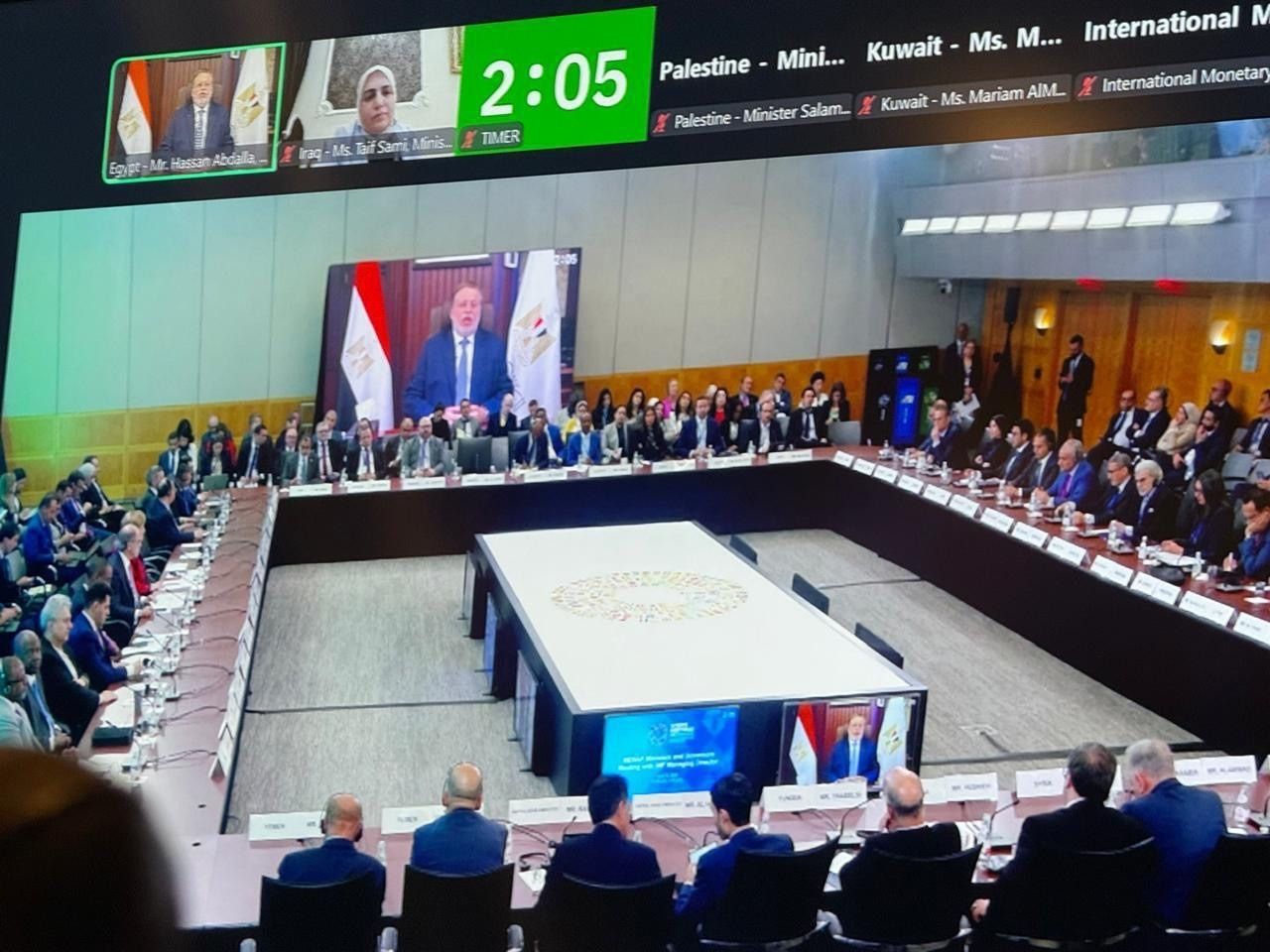 محافظ المركزي: الالتزام بسعر الصرف المرن سمح بامتصاص الصدمات الخارجية