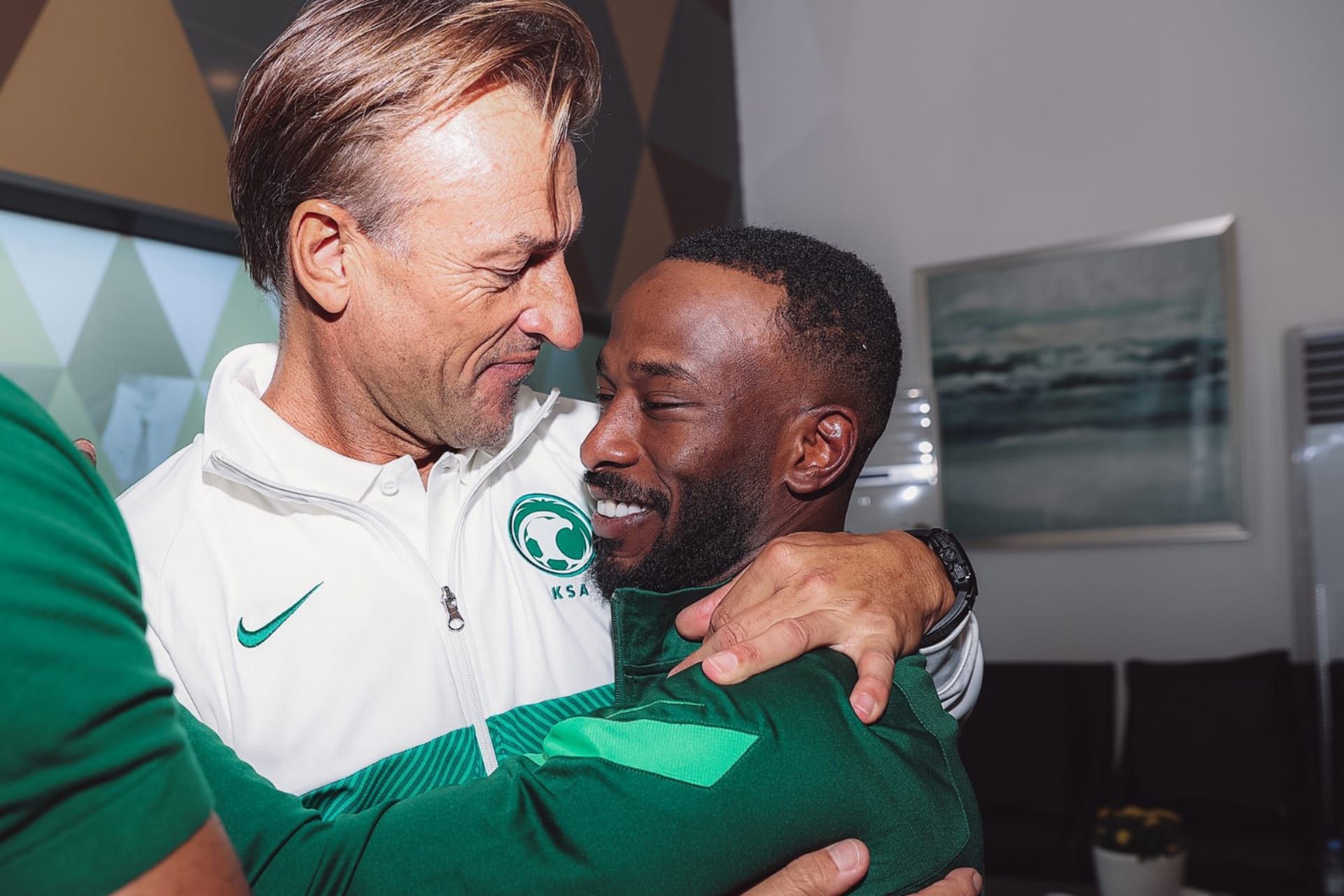 إقالة المدرب الفرنسي هيرفي رينارد من قيادة المنتخب...