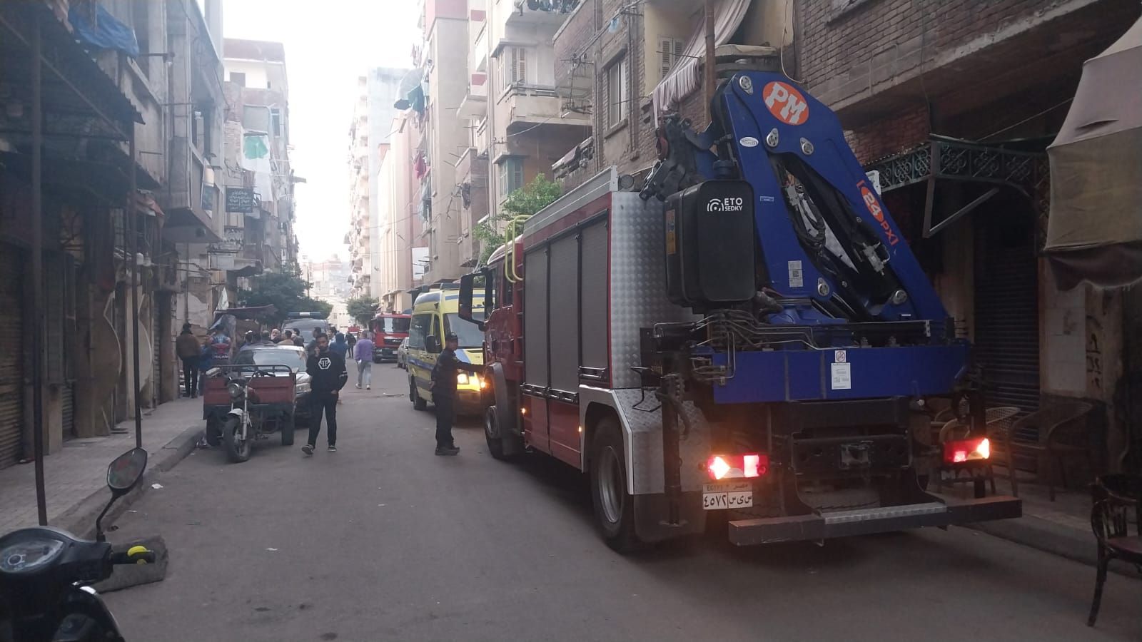 كلية الآداب بجامعة الإسكندرية تنعى ضحايا حادث انهيار...