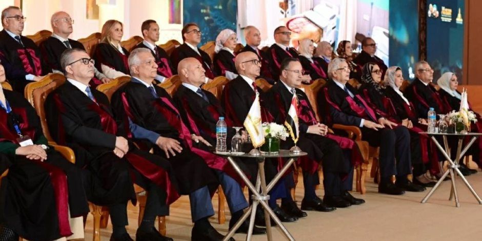 وزير التعليم العالى ورئيس جامعة عين شمس يفتتحان مؤتمر «الجامعات قاطرات للتنمية الوطنية»