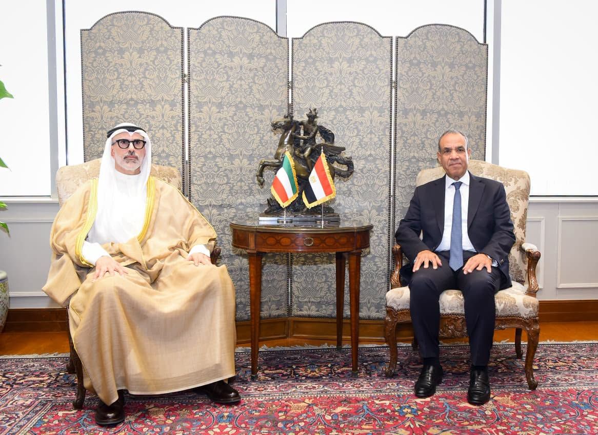 وزيرا خارجية مصر والكويت يعقدان مشاورات سياسية في...