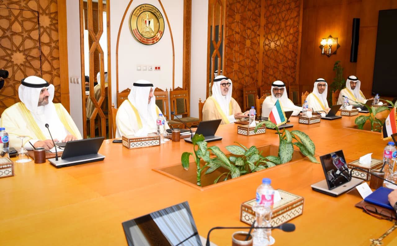 وزيرا خارجية مصر والكويت يعقدان مشاورات سياسية في...