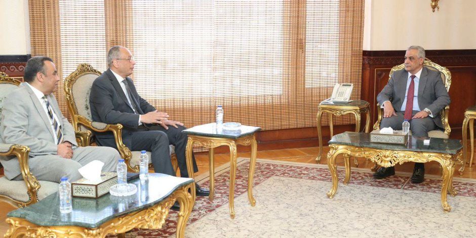 وزير الدولة للإنتاج الحربي يلتقي رئيس هيئة الرقابة على الصادرات والواردات