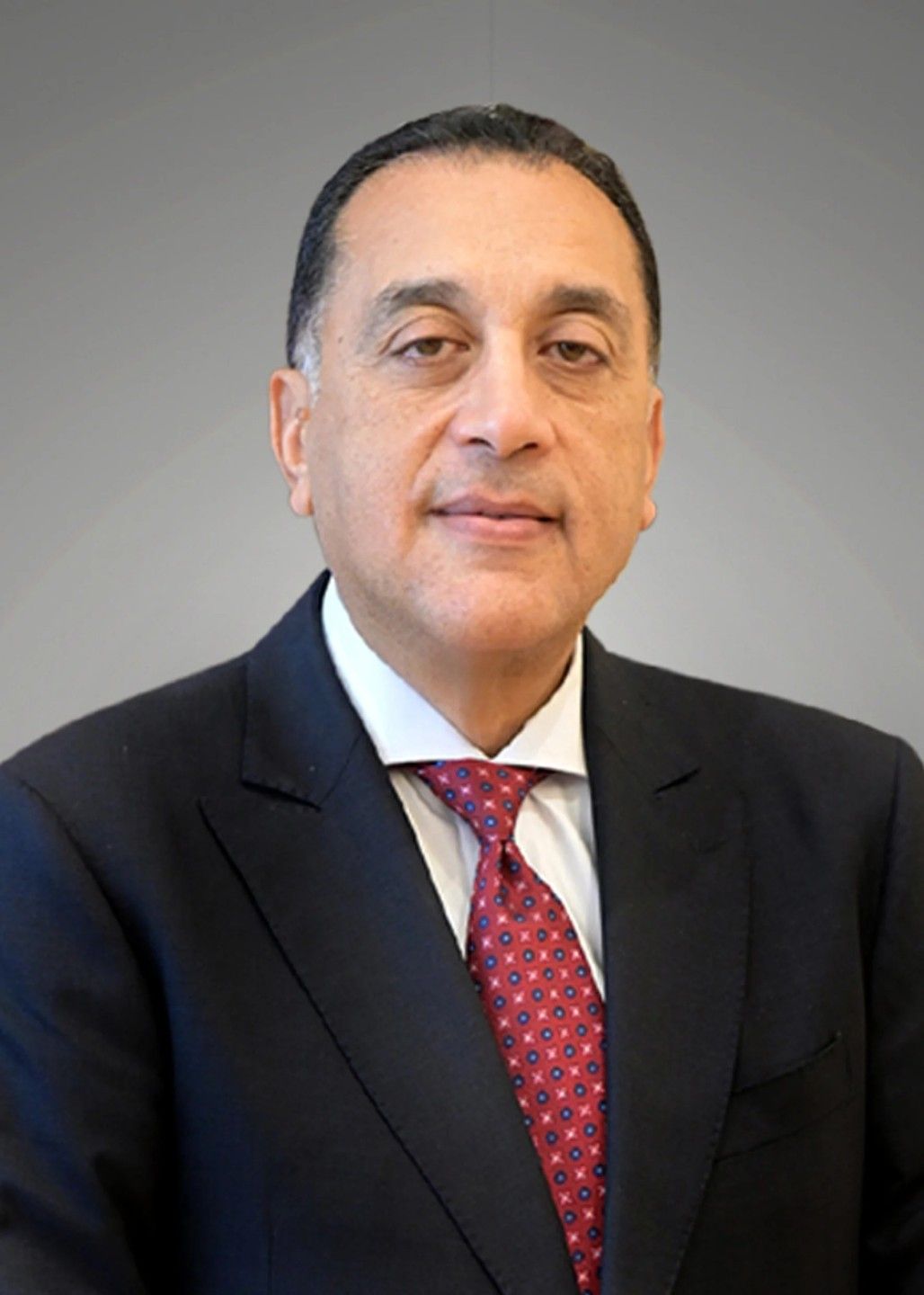 رسميًا.. زيادة الأجور في مصر 21% ورفع الحد...