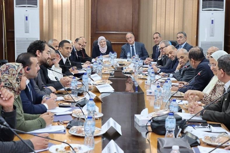 هيئة التنمية الصناعية تبحث تيسير إجراءات التراخيص ودعم المستثمرين