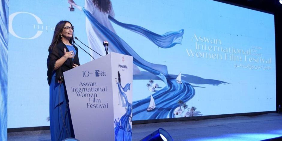 وزيرة الثقافة تشهد افتتاح الدورة العاشرة لمهرجان أسوان الدولي لأفلام المرأة
