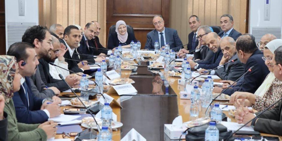 رئيس هيئة التنمية الصناعية تبحث تيسير إجراءات التراخيص ودعم المستثمرين الصناعيين