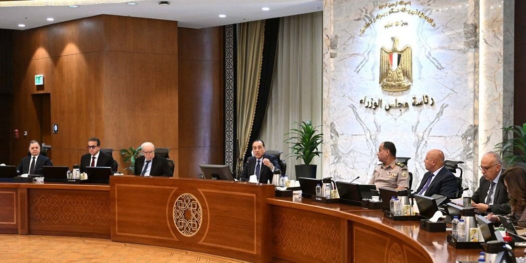 الحكومة تكلف مكتبا استشاريا لتخطيط المنطقة الساحلية بشمال سيناء