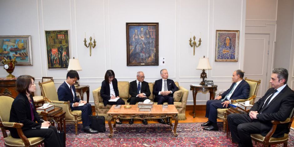 وزير الخارجية يلتقي المبعوث الياباني لملف إعادة بناء ومساعدات غزة