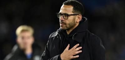 تشيلسي يقيل مدربه روسينيور