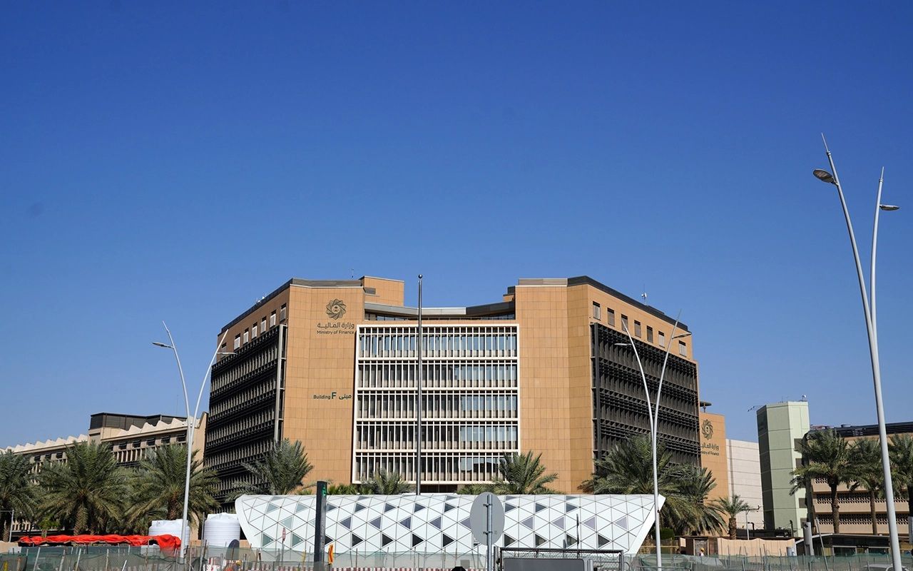 صرف رواتب مايو 2026 مبكرًا في السعودية.. التفاصيل...