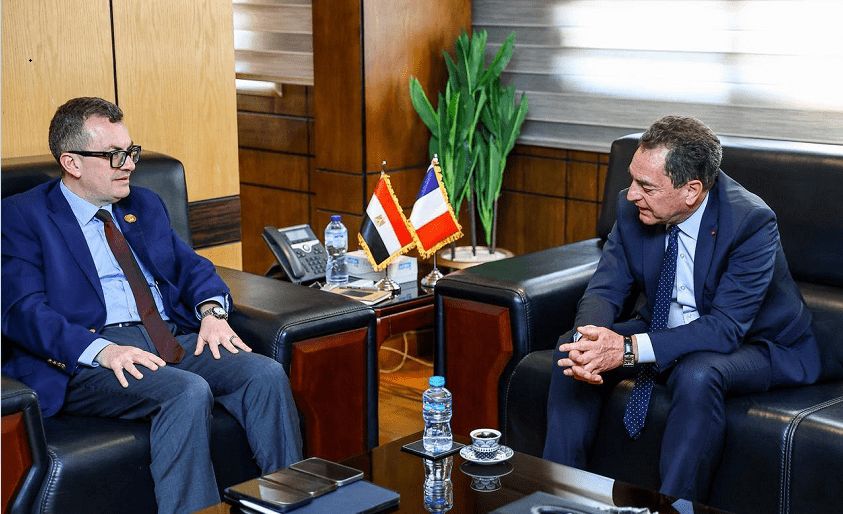 وزير التخطيط: تكثيف جهود تأمين احتياجات الطاقة وتوفير مخزون آمن من السلع