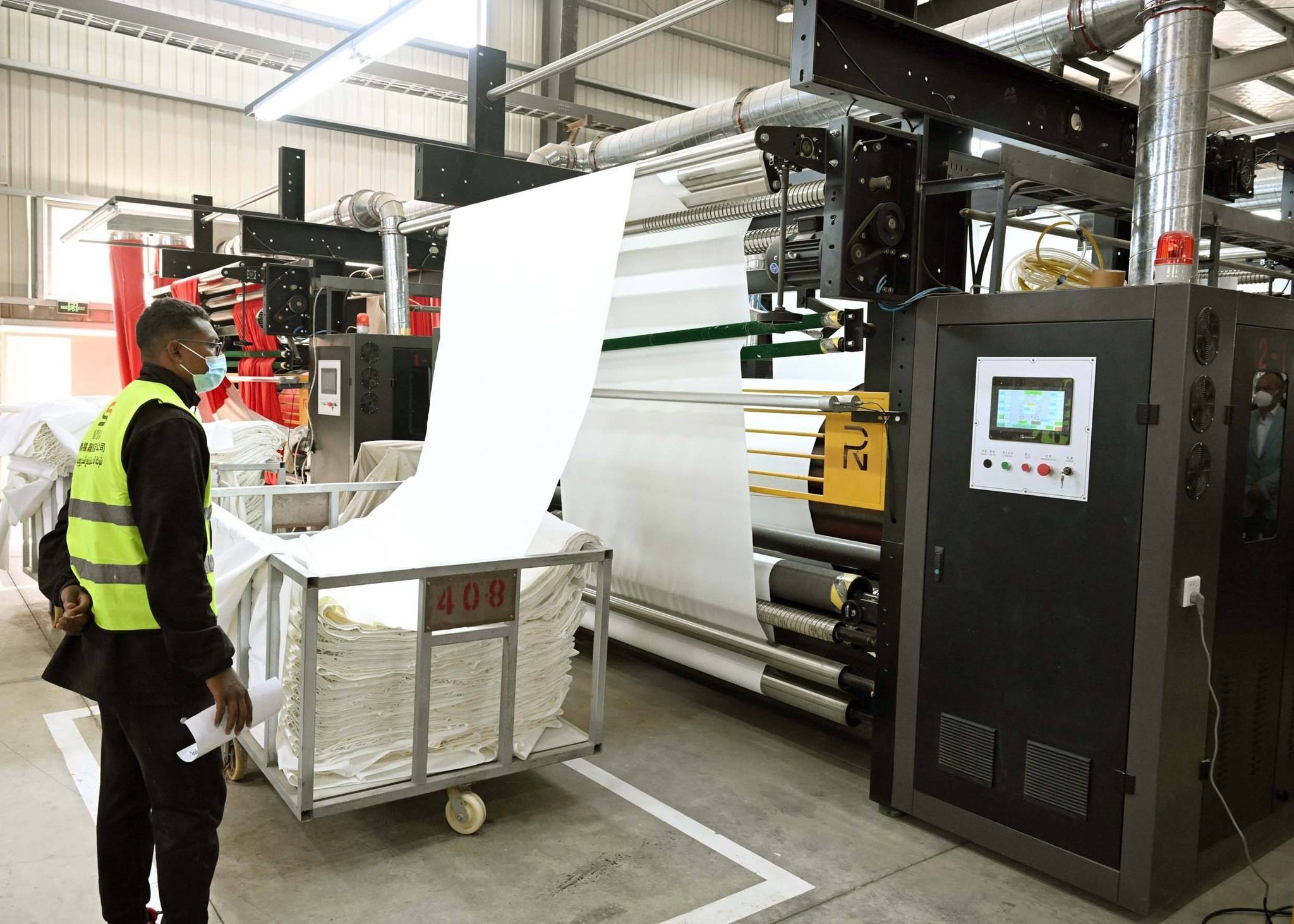 مصنع للصناعات النسيجية في السخنة باستثمارات 6 ملايين دولار