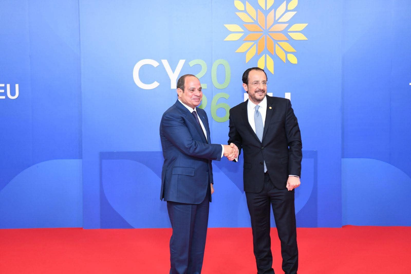 السيسي في الاجتماع العربي الأوروبي: مصر تستضيف 10 ملايين وافد بدعم مادي خارجي محدود