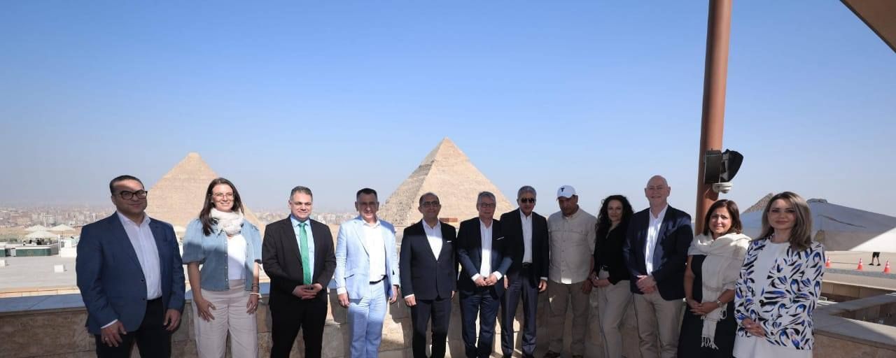 وزير السياحة يبحث مع كبرى الشركات الألمانية تعزيز الترويج للمقصد المصري