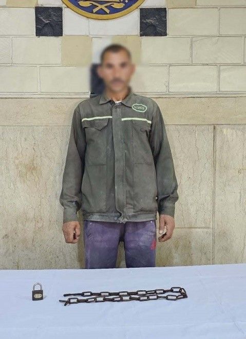 كشف ملابسات قيام أحد الأشخاص بتقييد نجله بسلسلة حديدية داخل أحد المنازل بالشرقية