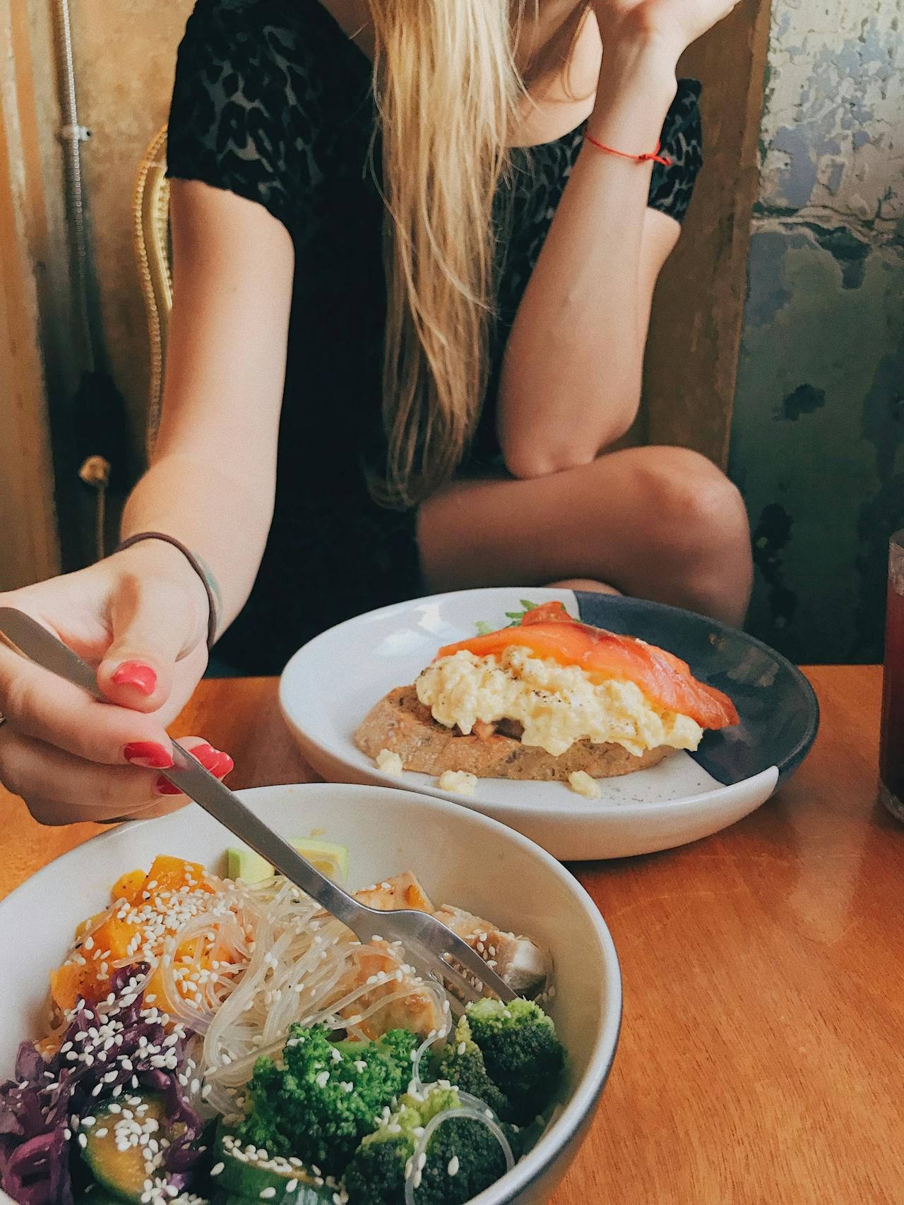 الأطعمة الوظيفية لغة الجسم الحقيقية لتحسين أدائكِ الرياضي ومزاجكِ.. اعتمدّيها