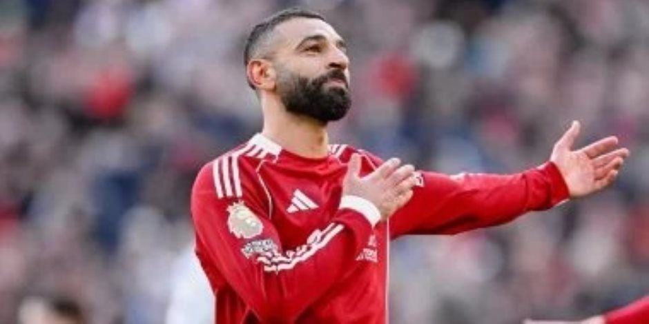 حسام حسن يكلف طبيب المنتخب بمتابعة دورية لمحمد صلاح
