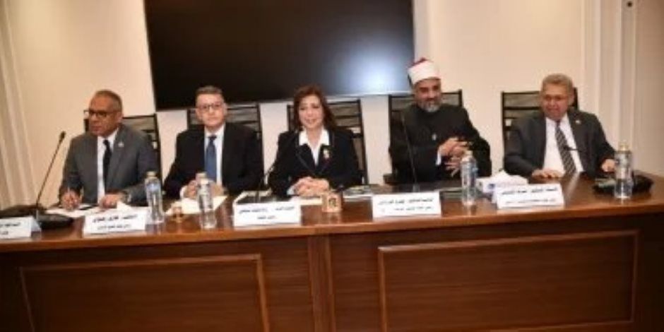 رئيس تعليم النواب: ارتفاع نسب الطلاق نتيجة العزلة داخل الأسرة بسبب الهواتف