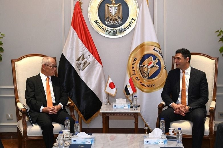 وزير الصناعة: السيارات والأدوية والإلكترونيات أبرز الفرص المتاحة للتعاون مع اليابان