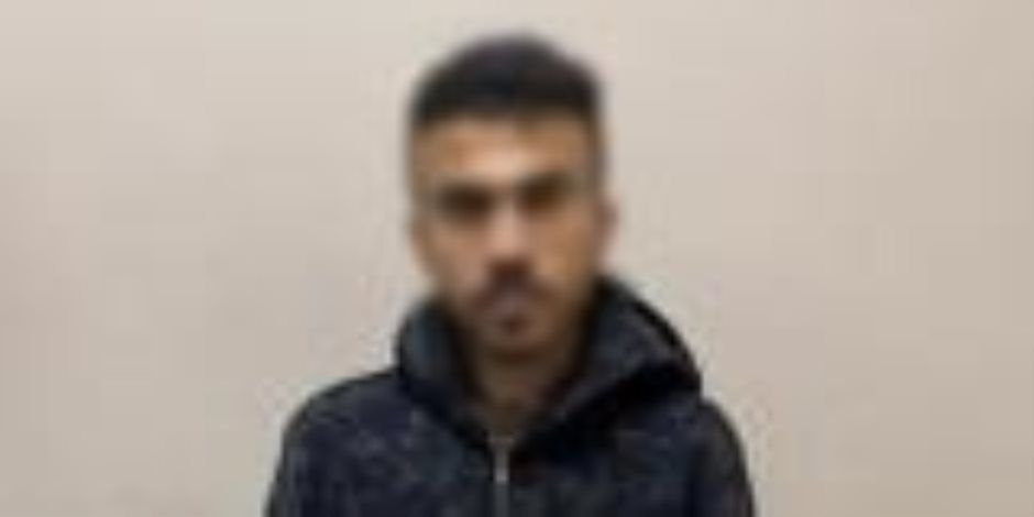 ضبط عاطل لابتزازه المواطنين بصورهم عبر مواقع التواصل الاجتماعي بالإسكندرية