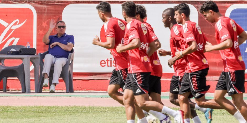 حظوظ الأهلي في التتويج بالدوري رغم تعقد موقفه من المنافسة على اللقب