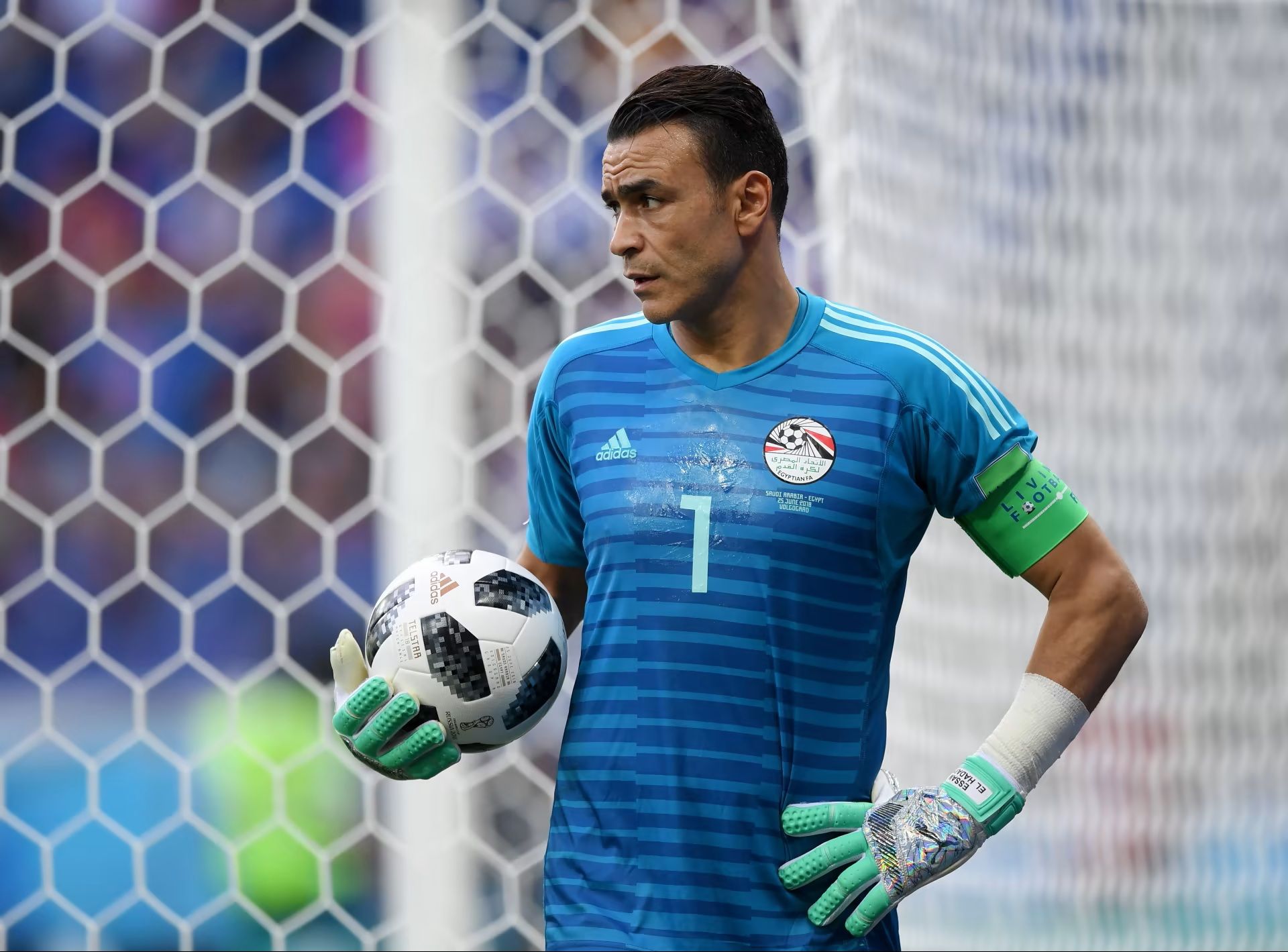 بعد خسارة بيراميدز.. الحضري يوجه انتقادات قاسية إلى...