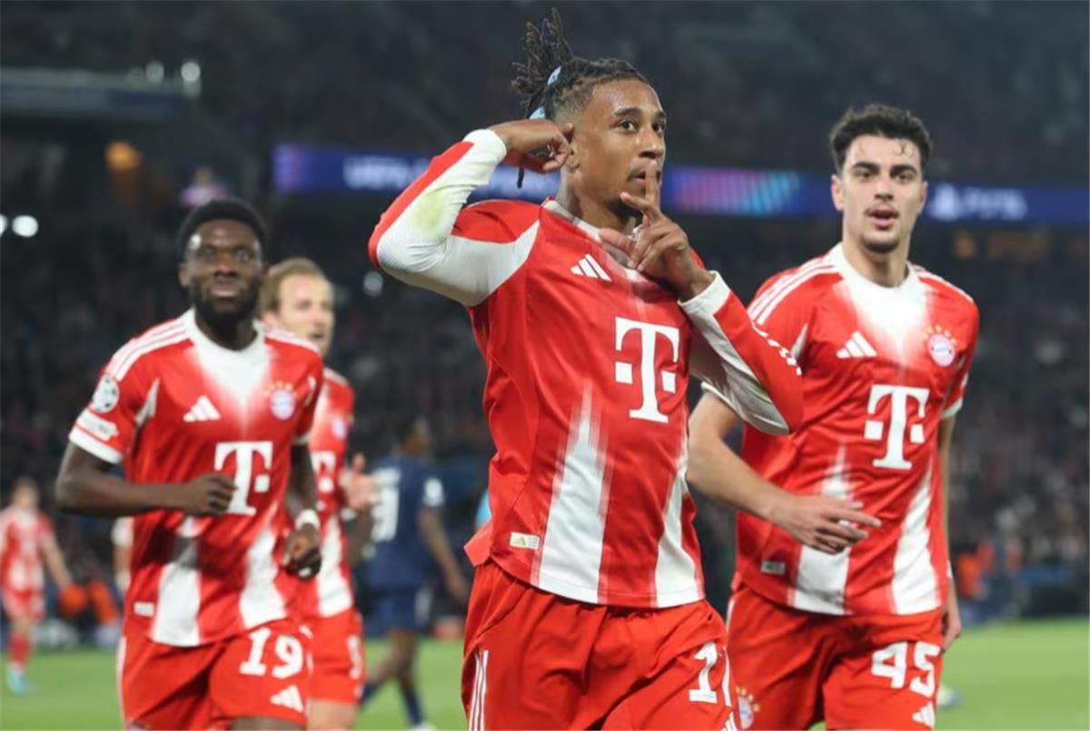 ثلاثي الرعب.. باريس يمتلك مفاتيح المجد الأوروبي هذا...