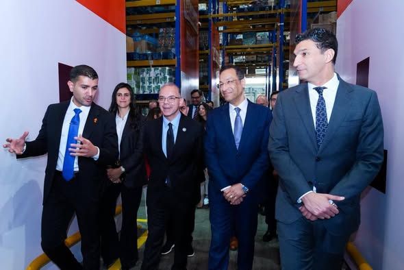 وزير الاستثمار يفتتح أكبر مركز للتجارة السريعة لشركة “طلبات مصر” بالقاهرة