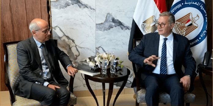 توتال إنرجيز الفرنسية تعتزم زيادة استثماراتها في استكشاف الغاز بمصر