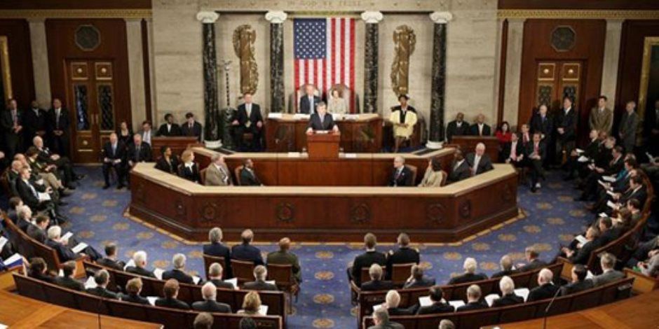 حاملة الطائرات الأمريكية فورد تغادر الشرق الأوسط.. اعرف الأسباب