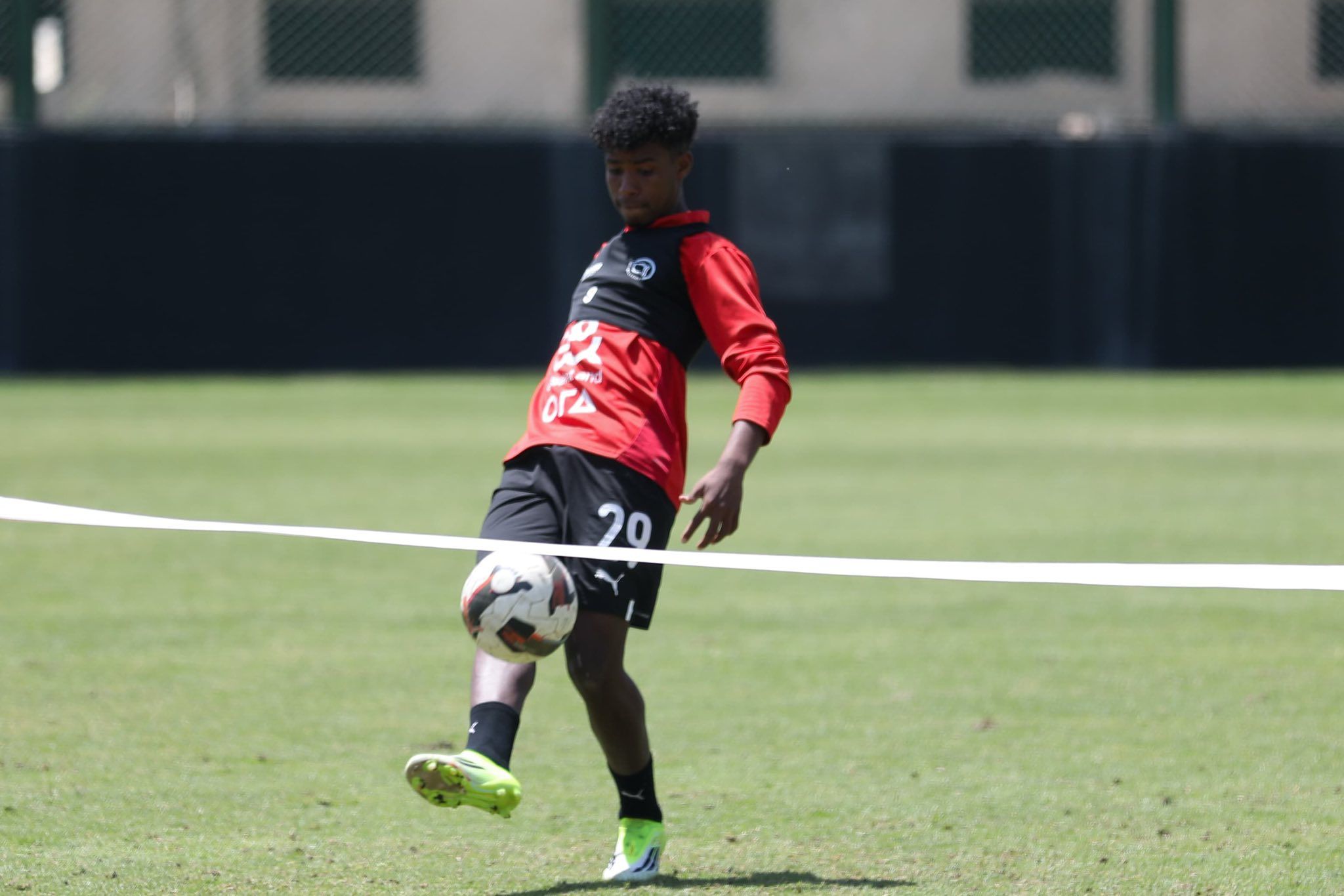 منتخب الناشئين 2009 يدخل مرحلة الحسم.. معسكر مكثف وخطة فنية شاملة استعدادا لأمم أفريقيا