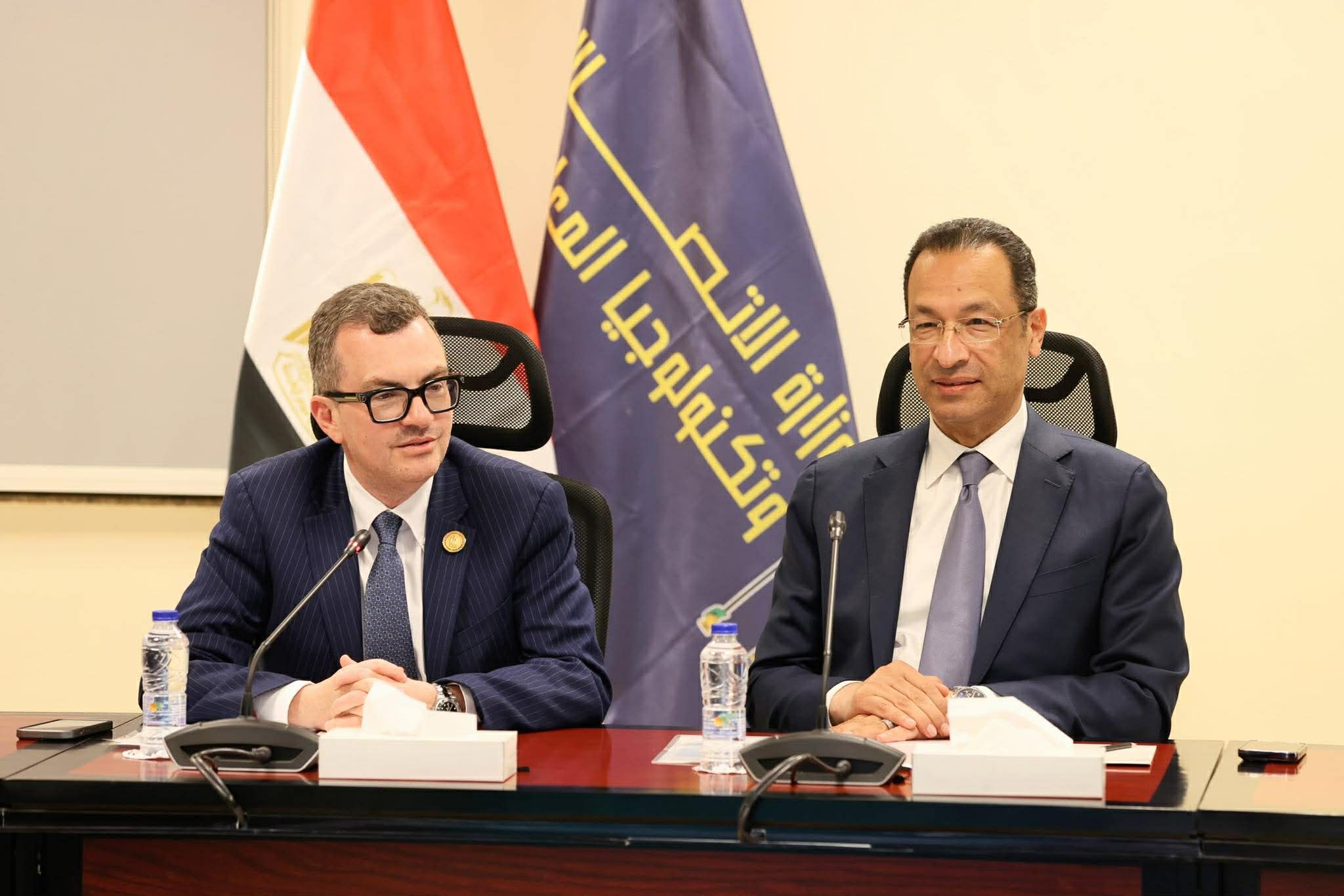 وزيرا الاتصالات والتخطيط ونائب وزير المالية يبحثون التعاون المشترك للتحول الرقمي