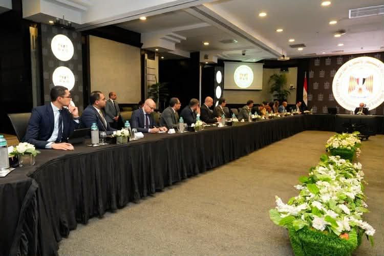 د. محمد فريد: تأهيل الكوادر البشرية وتعزيز الاستجابة لشكاوى المستثمرين ضمن الأوليات