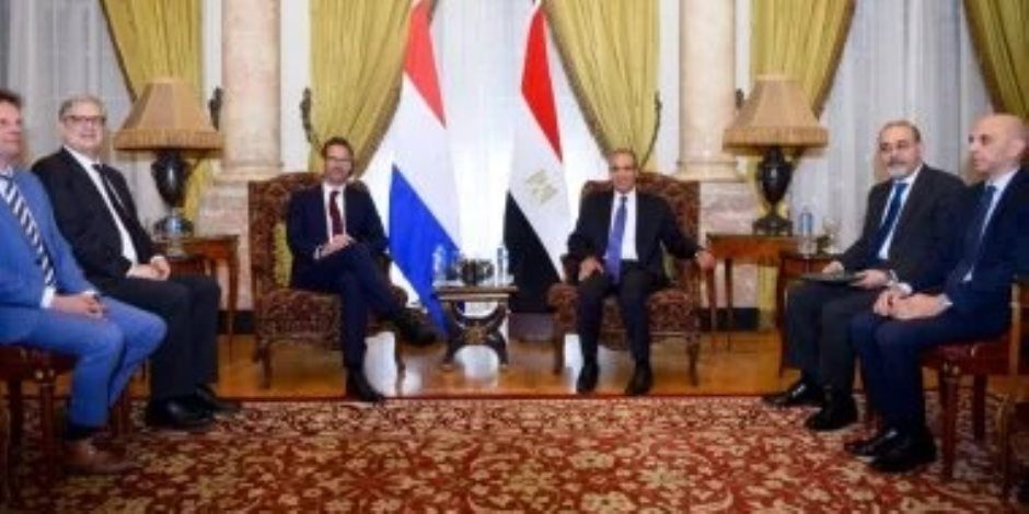 وزير الخارجية يستقبل وزير التجارة والتعاون الإنمائي الهولندى