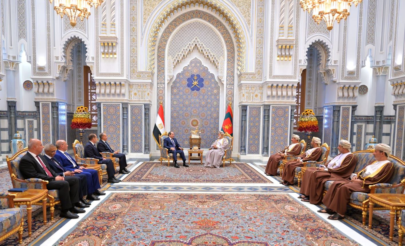 الرئيس السيسي يلتقى السلطان هيثم بن طارق خلال زيارة أخوية إلى سلطنة عُمان (صور)