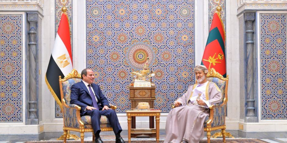 الرئيس السيسي يلتقى السلطان هيثم بن طارق خلال زيارة أخوية إلى سلطنة عُمان (صور)