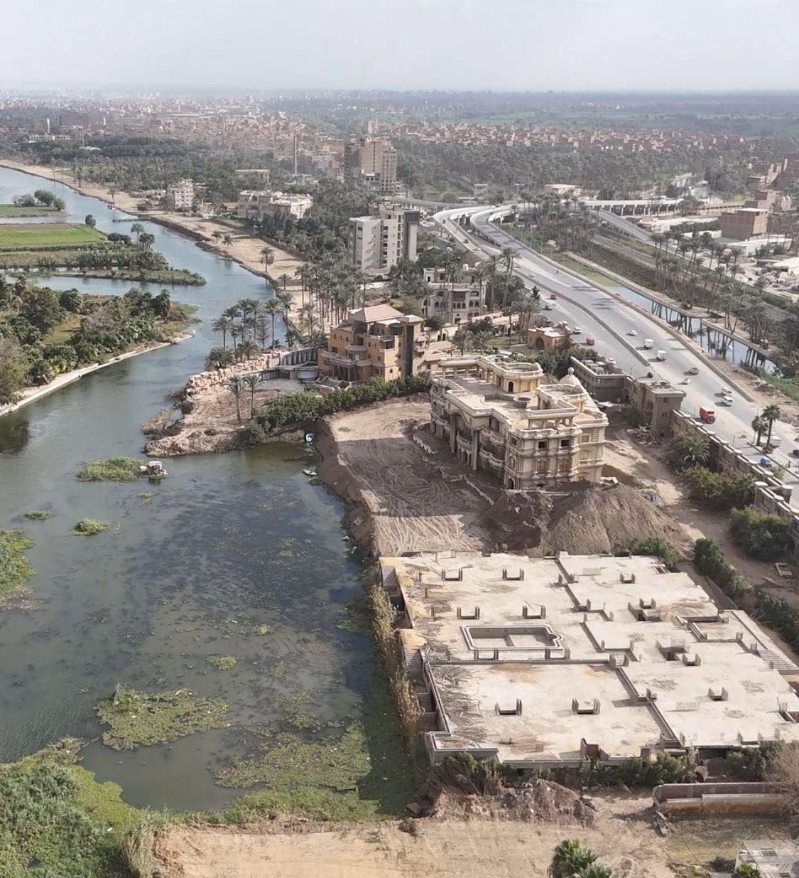 حقيقة مقاطع الفيديو بشأن أعمال الإزالة الجارية نهر النيل بمنطقة أبو النمرس بالجيزة