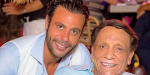 محمد عادل إمام يحتفل بعيد ميلاد أبيه نشر الفنان المصري محمد إمام فيديو لوالده الزعيم عادل إمام احتفالا بعيد ميلاده الـ86 الذي يوافق 17 مايو من إقرأ المزيد