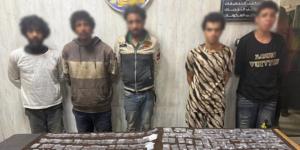 كشف ملابسات مقطع فيديو لأشخاص يتاجرون بالمخدرات في الجيزة