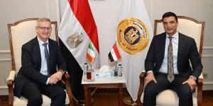 وزير الصناعة: الأدوية والغزل والنسيج والإلكترونيات أبرز فرص التعاون الممكنة مع أيرلندا