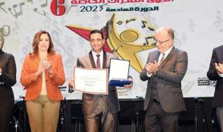 وزيرة الثقافة تسلم جوائز الدورة السادسة لمسابقة المواهب الذهبية لذوى الهمم