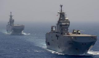 بعد إعلان الاتحاد الأوروبي بوقف الضربات على الجماعة..أول دولة أوروبية تتوعد بشن ضربات على “أهداف أرضية” في اليمن