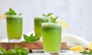 اعملي حاجه تنعنشك وقت الحر ! .. طريقة عمل الليمون بالنعناع فالبيت بطعم خرافي .. جربيها لعيالك !