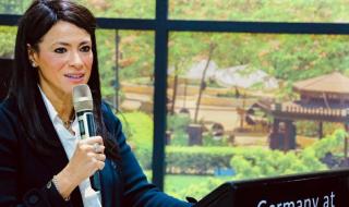 المشاط تُشارك في افتتاح جناح ألمانيا وتعقد جلسة مباحثات مع نظيرها الألماني لمناقشة تطوير العلاقات المُشتركة