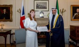 أمير الكويت يبعث برسالة خطية إلى رئيس وزراء المملكة المتحدة