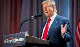 ترامب: سنفرض رسوما جمركية 100% على دول تحاول الابتعاد عن الدولار