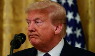 ترامب: سنفرض رسوما جمركية تبلغ 100% على الدول التي تحاول الابتعاد عن الدولار