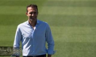 فالنسيا يقيل مدربه روبن باراخا مع بقاء الفريق في منطقة الهبوط