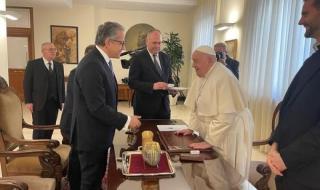 الدكتور خالد العنانى مرشح مصر لمنصب مدير عام منظمة اليونسكو يقابل قداسة...